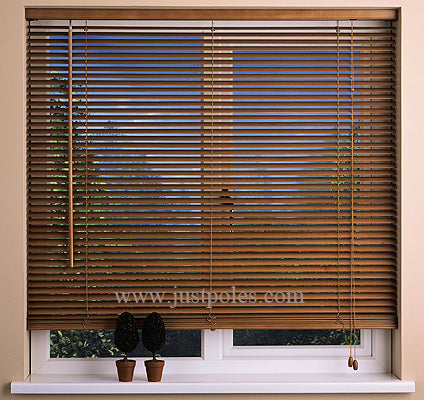 Sunlover Hardwood 25mm Venetian Blind Oak