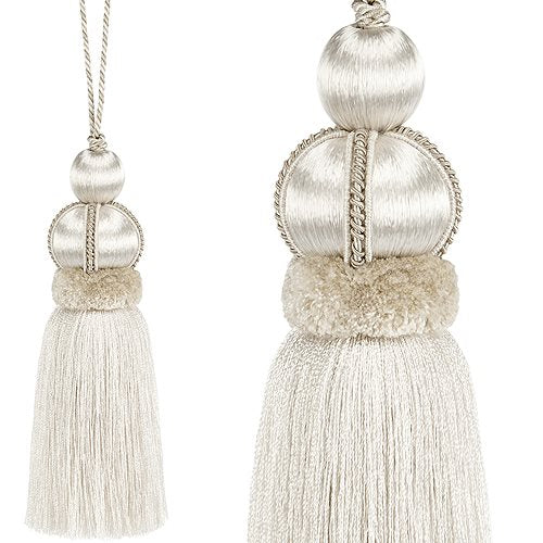 Hallis Antoinette Key Tassel Ivory