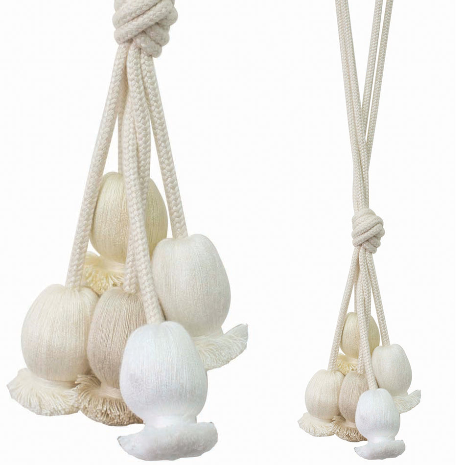 Jones Cipolla Bobble Tieback, Linen