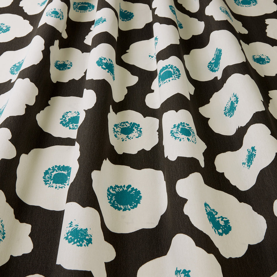 Iliv Levande Vallmo Chocolate Fabric