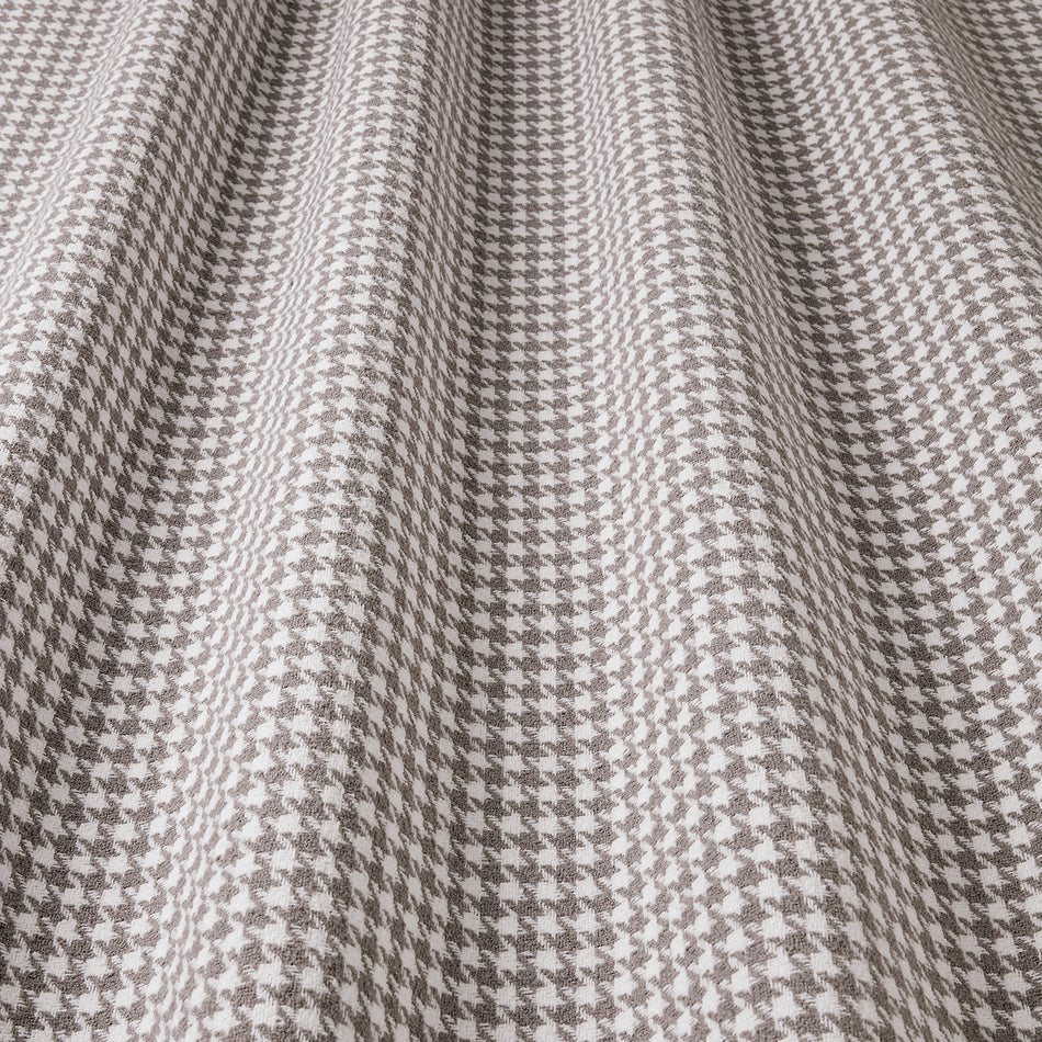Iliv Brodie Houndstooth Slate FR Fabric