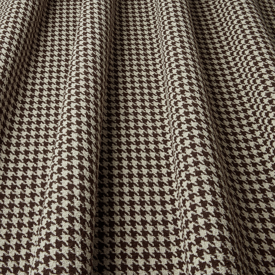 Iliv Brodie Houndstooth Chocolate FR Fabric
