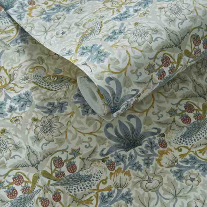 Clarke & Clarke William Morris Strawberry Thief Linen/Plum Wallpaper
