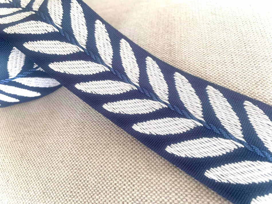 Copper Fox Botanical Braid Trimming Juniper